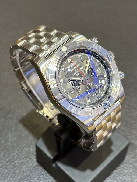 Breitling Chronomat 44 AB0110